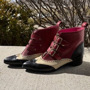 Vitello Tricolor Leather Buckle Wingtip Ankle Boots